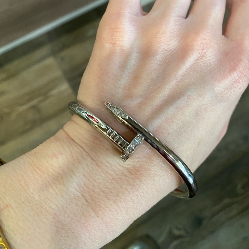 🔩unisex Nail micro paved bracelet🤩